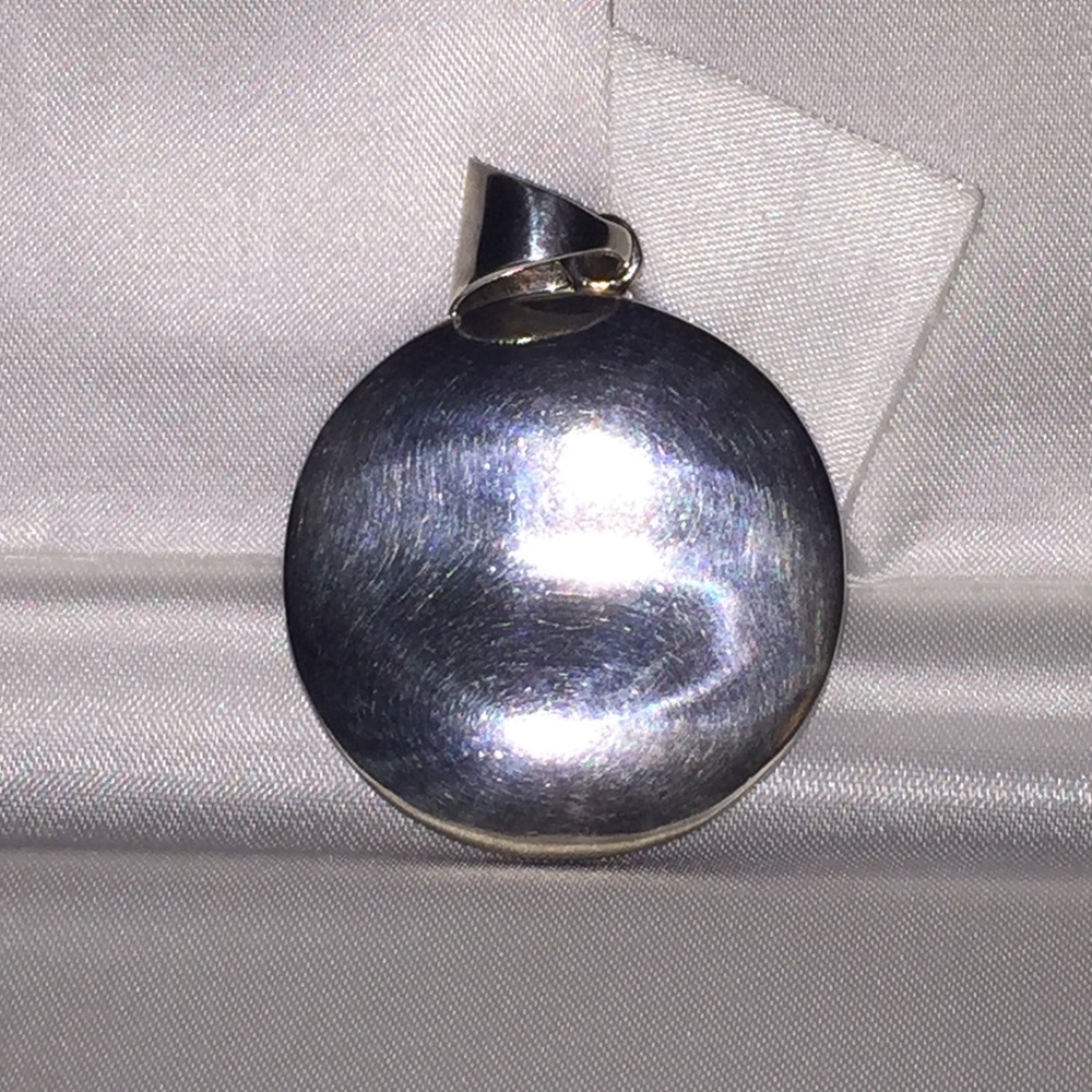 Silpada silver pendant